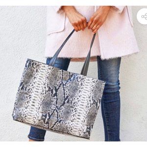 SUMMER & ROSE Faux Snakeskin Tote Bag Purse NEW